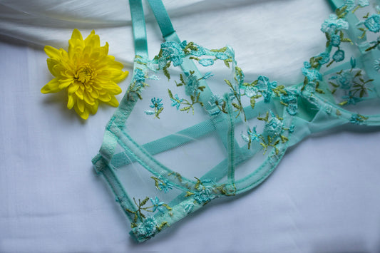 🌿 Wild Poppy – Underwire Bra