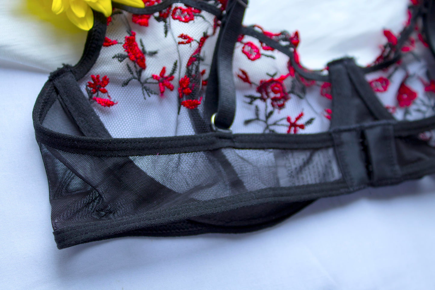 π€ Obsidian Rose β Underwire Bra
