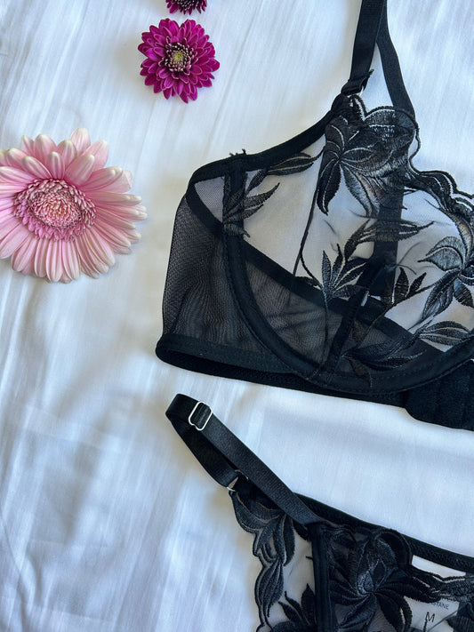 midnight dahlia black lace lingerie set